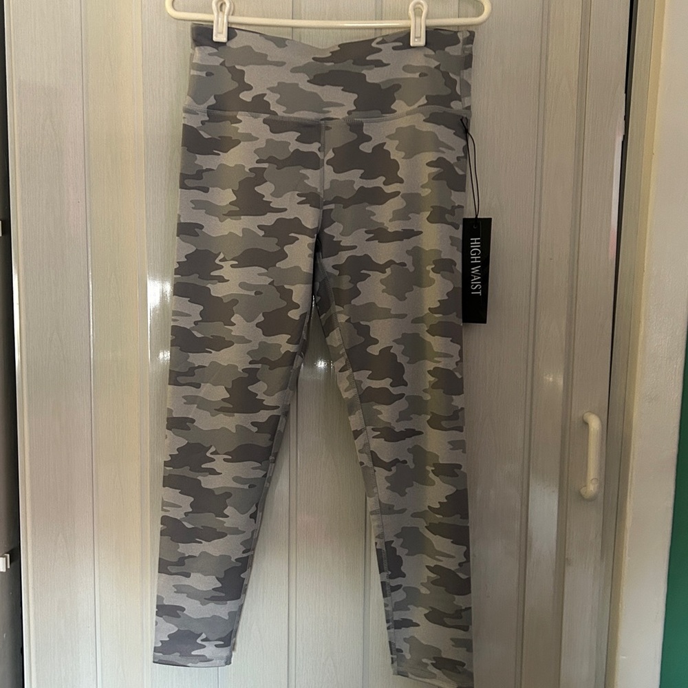 Women’s Kyodan Leggings - Size L NWT